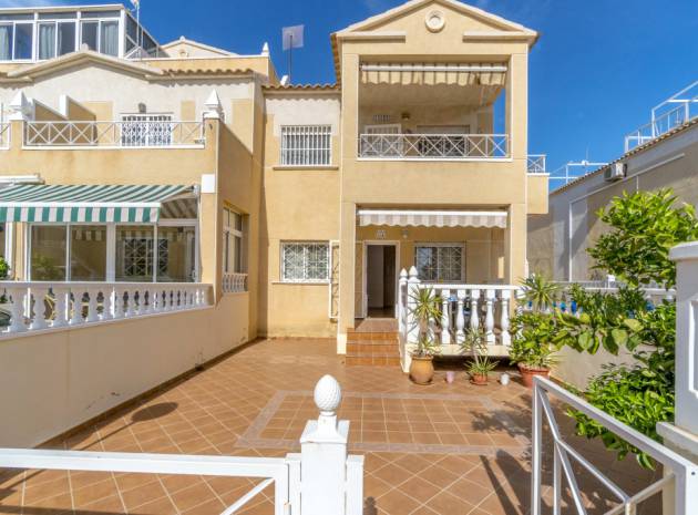 Resale - Apartment - Torrevieja - Baños de Europa