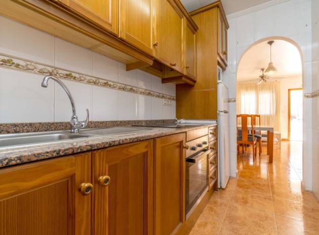 Resale - Apartment - Torrevieja - Baños de Europa