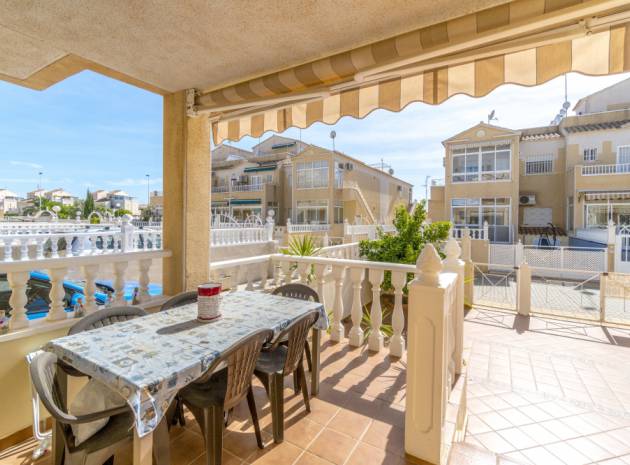 Resale - Apartment - Torrevieja - Baños de Europa