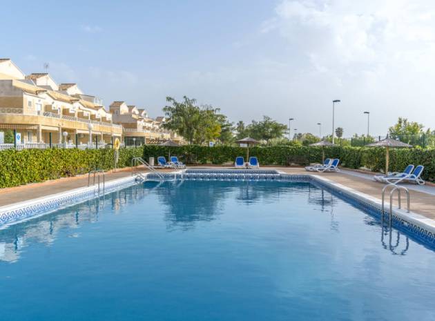 Resale - Apartment - Torrevieja - Baños de Europa