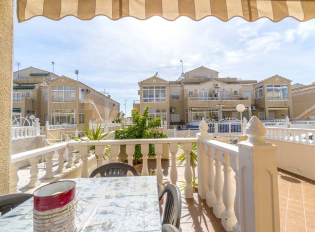 Resale - Apartment - Torrevieja - Baños de Europa