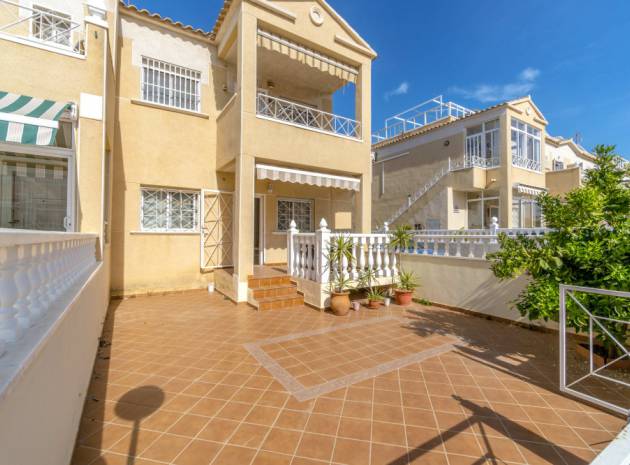 Resale - Apartment - Torrevieja - Baños de Europa