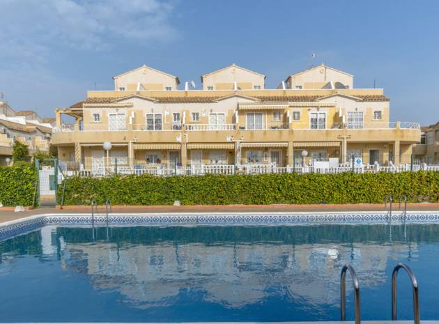 Resale - Apartment - Torrevieja - Baños de Europa