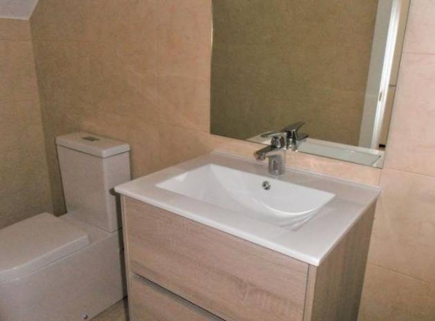 Resale - Townhouse - Villamartin - verdemar