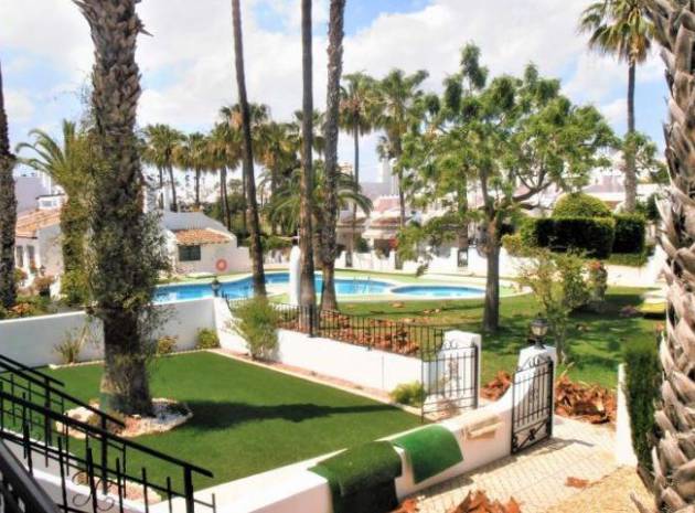 Resale - Townhouse - Villamartin - verdemar