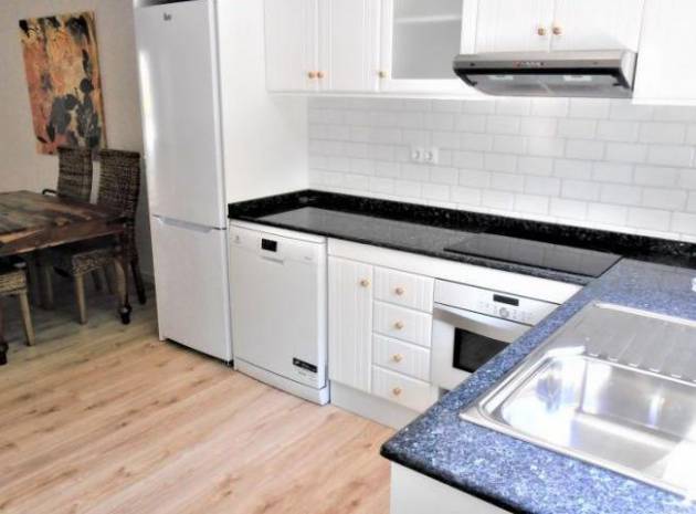 Resale - Townhouse - Villamartin - verdemar