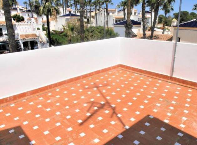 Resale - Townhouse - Villamartin - verdemar