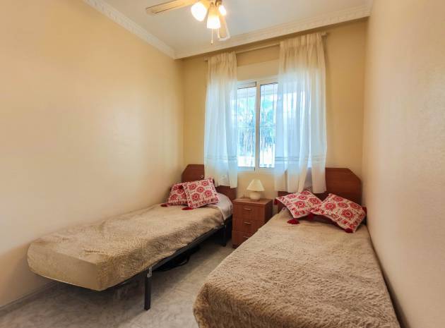 Resale - Apartment - Villamartin - Fontana Golf