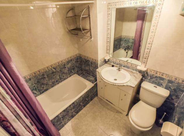 Resale - Apartment - Villamartin - Fontana Golf