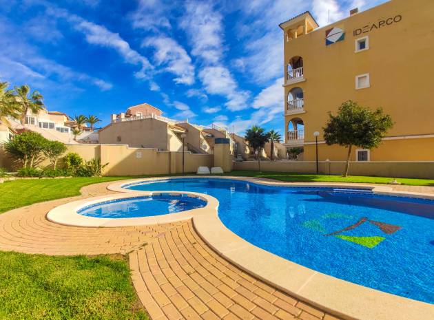 Resale - Apartment - Villamartin - Fontana Golf