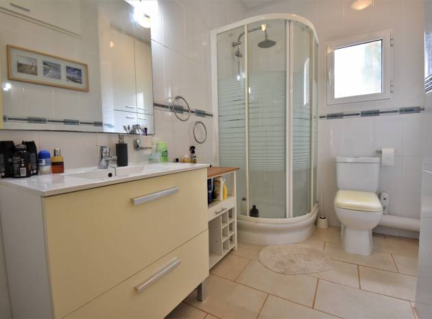 Resale - Villa - Villamartin - eagles nest