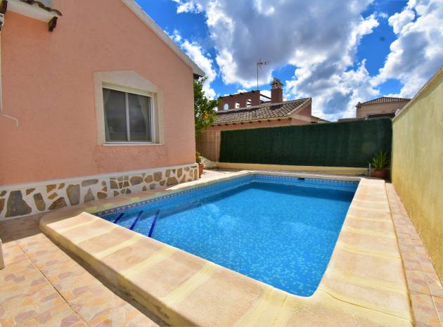 Resale - Villa - Villamartin - eagles nest