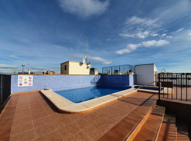 Resale - Apartment - Formentera del Segura - edificio picasso