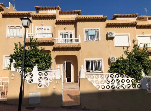 Resale - Townhouse - Villamartin - La Fuente