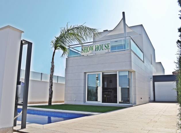Murcia villa with pool in Los Alcazares