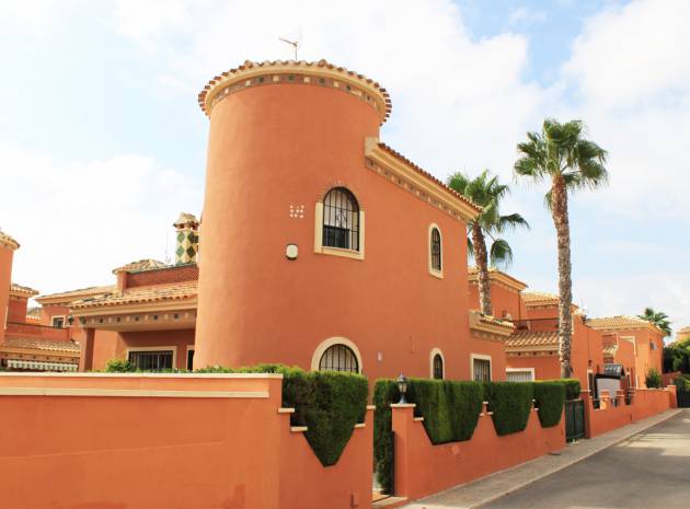 Återförsäljning - Villa - Playa Flamenca - villas san luis
