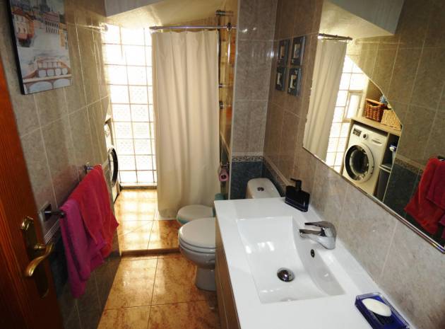 Resale - Villa - Playa Flamenca - zodiaco