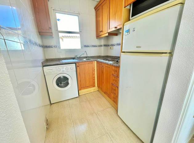 Resale - Apartment - Torrevieja - Aguas Nuevas