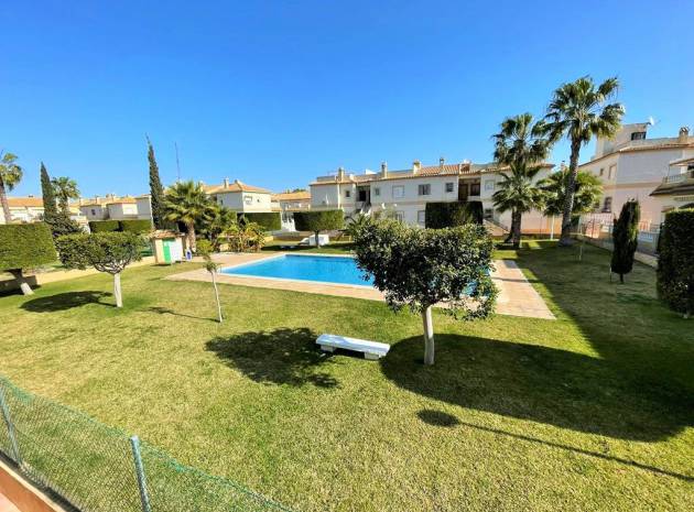 Resale - Apartment - Torrevieja - Aguas Nuevas