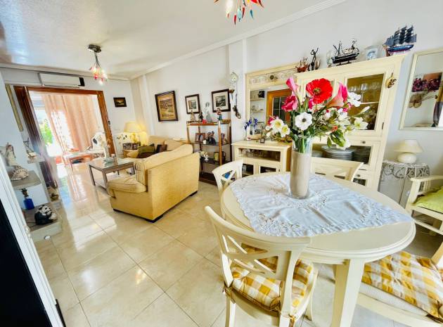 Resale - Apartment - Torrevieja - Torreblanca