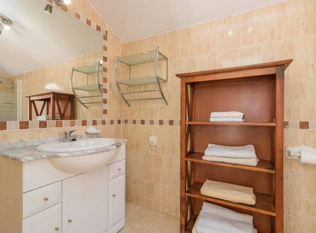 Återförsäljning - Villa - Playa Flamenca - Res. Montilla