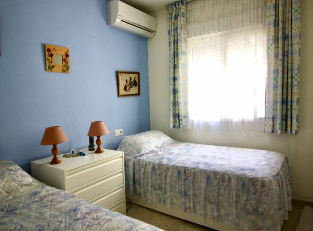 Resale - Villa - Villamartin - Los Dolses