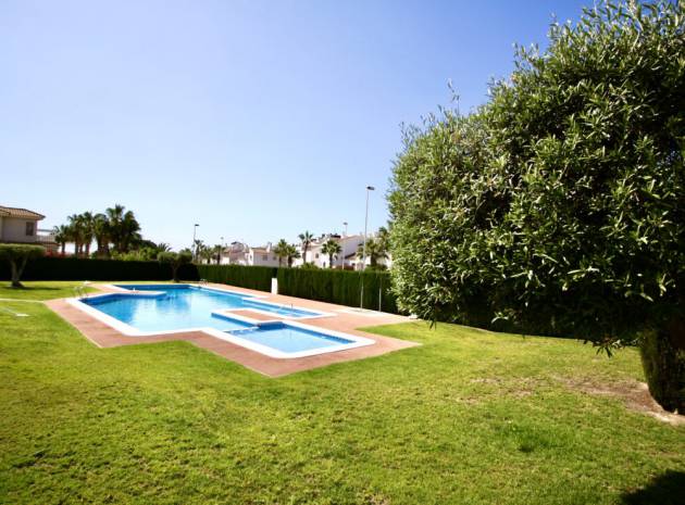 Resale - Villa - Villamartin - Los Dolses