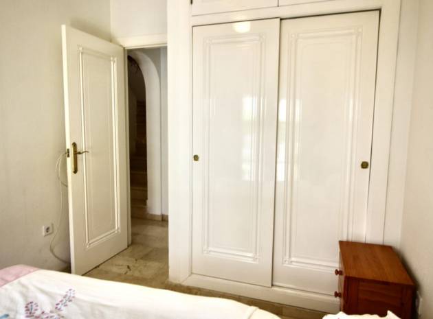 Resale - Villa - Villamartin - Los Dolses