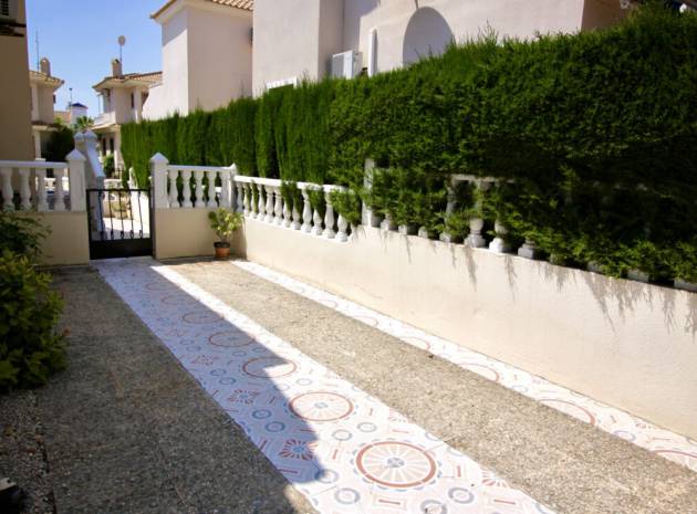 Resale - Villa - Villamartin - Los Dolses