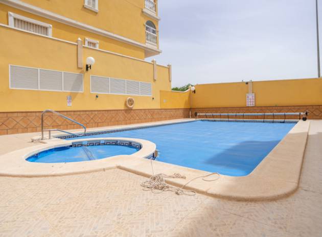Resale - Apartment - Algorfa - fontana