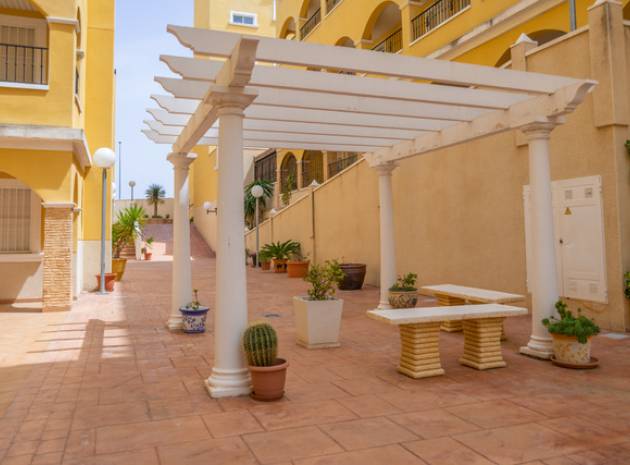 Resale - Apartment - Algorfa - fontana