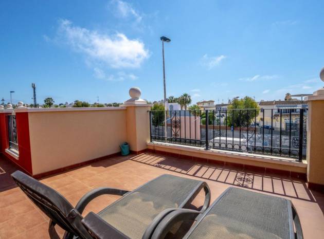 Resale - Villa - Torrevieja - altos de la bahia