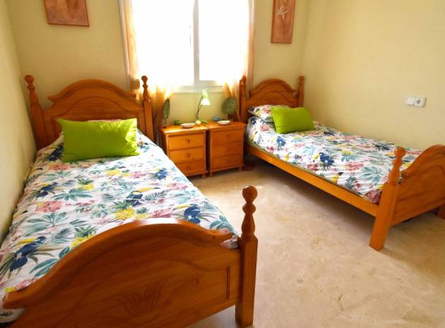 Resale - Bungalow - Playa Flamenca - jumilla