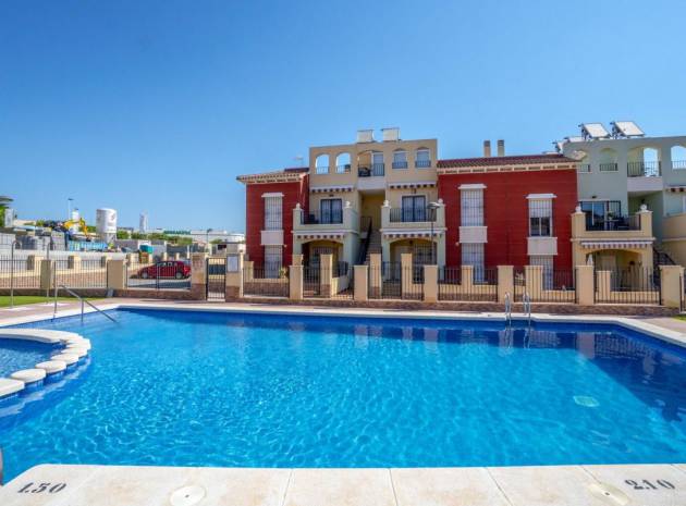 Resale - Villa - Torrevieja - altos de la bahia