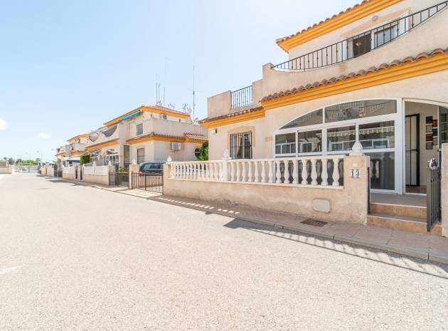 Återförsäljning - Villa - Playa Flamenca - iria