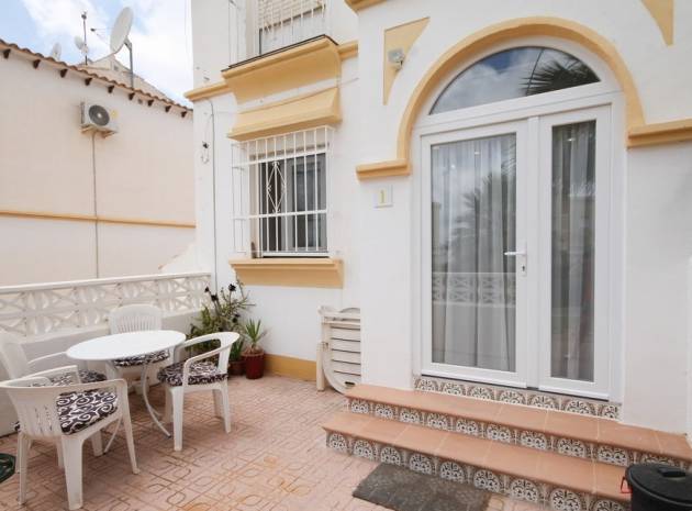 Resale - Apartment - Villamartin - las carolinas