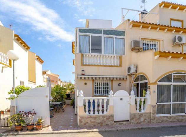 Resale - Villa - Playa Flamenca - perla del mar