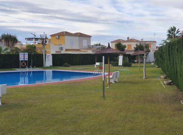 Wiederverkauf - Villa - Playa Flamenca - serena