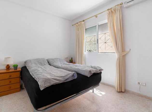 Resale - Townhouse - Torrevieja - Baños de Europa