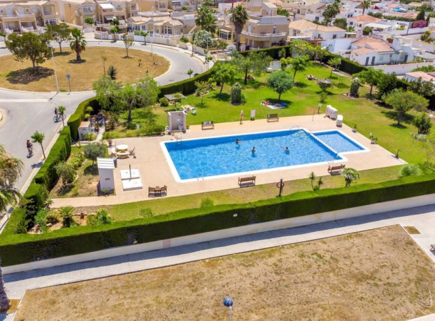 Resale - Townhouse - Torrevieja - Baños de Europa