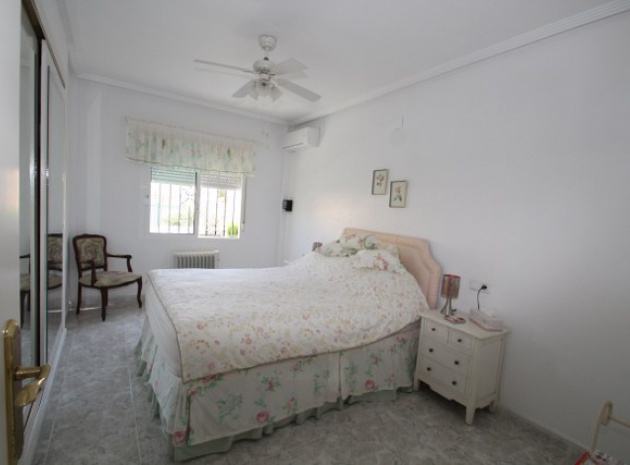 Återförsäljning - Villa - Villamartin - monte golf