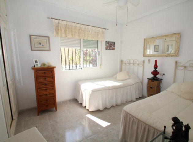 Återförsäljning - Villa - Villamartin - monte golf