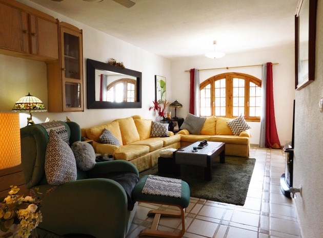 Resale - Townhouse - Villamartin - Urb Sevilla