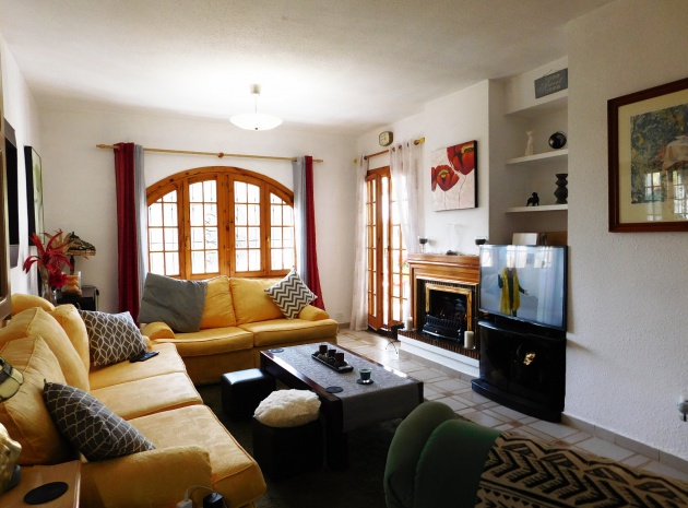 Resale - Townhouse - Villamartin - Urb Sevilla