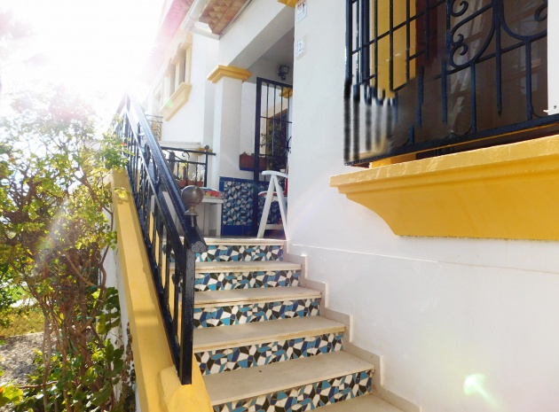 Resale - Townhouse - Villamartin - Urb Sevilla