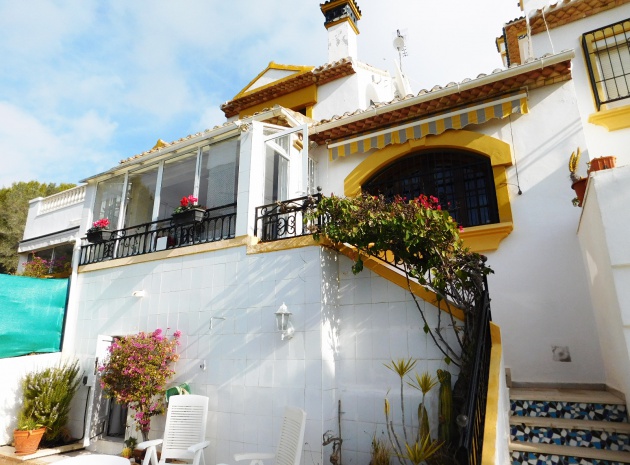Resale - Townhouse - Villamartin - Urb Sevilla