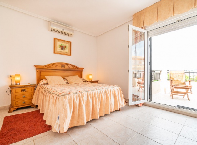Resale - Villa - Playa Flamenca - El Cid