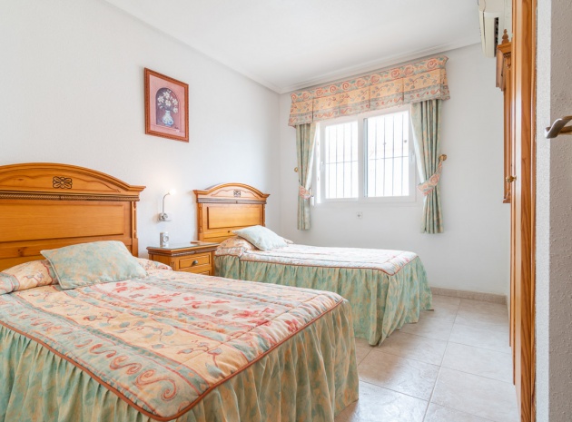 Resale - Villa - Playa Flamenca - El Cid