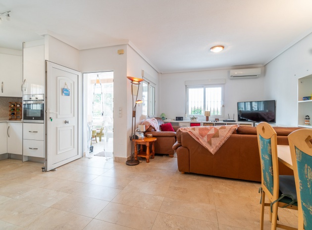 Resale - Villa - Playa Flamenca - El Cid