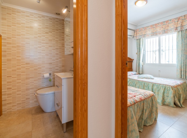 Resale - Villa - Playa Flamenca - El Cid